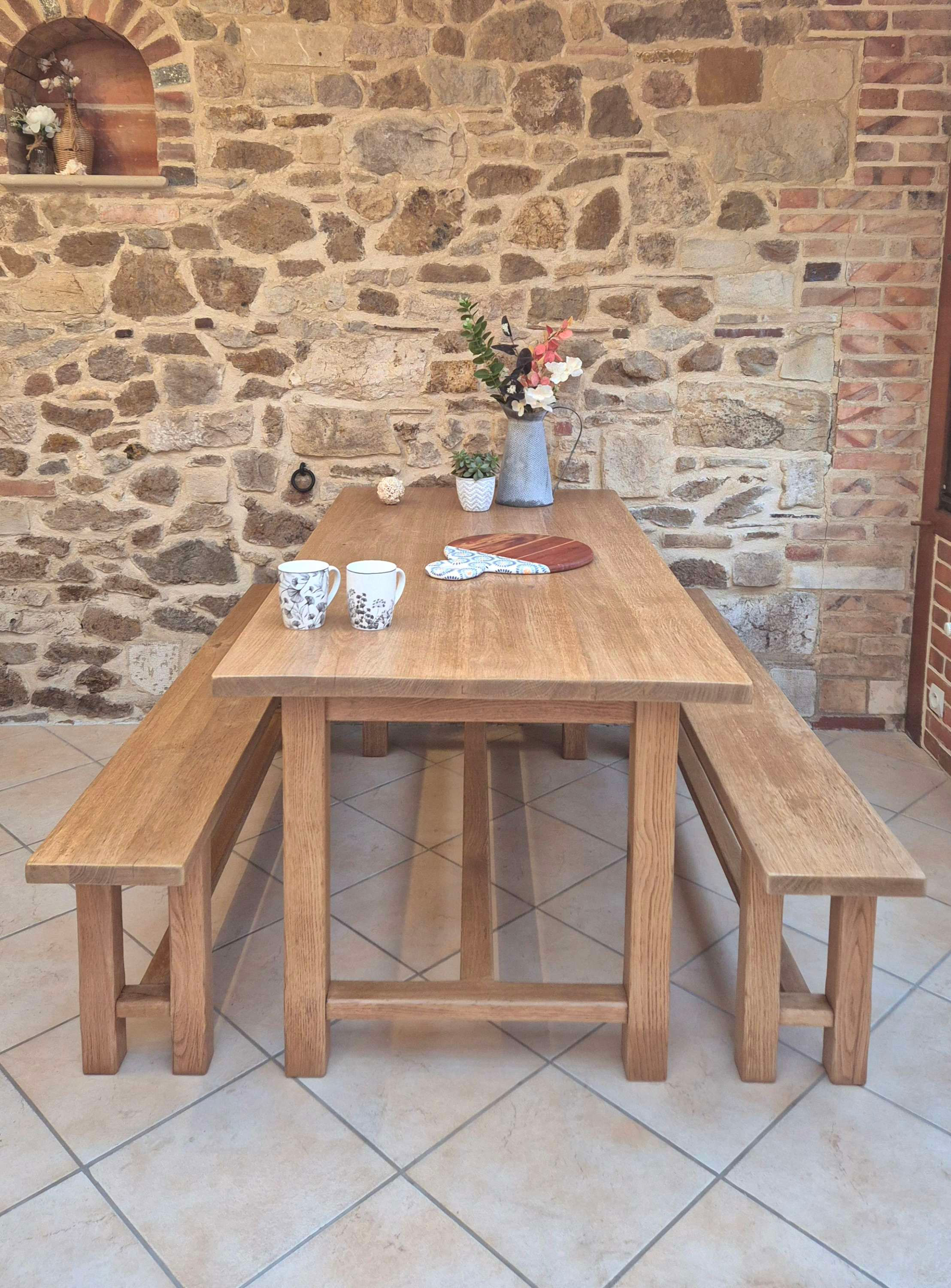 Table et bancs chêne massif