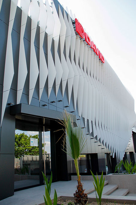 Os presentamos las nuevas instalaciones de la empresa líder en maquinaria agrícola: Industrias David