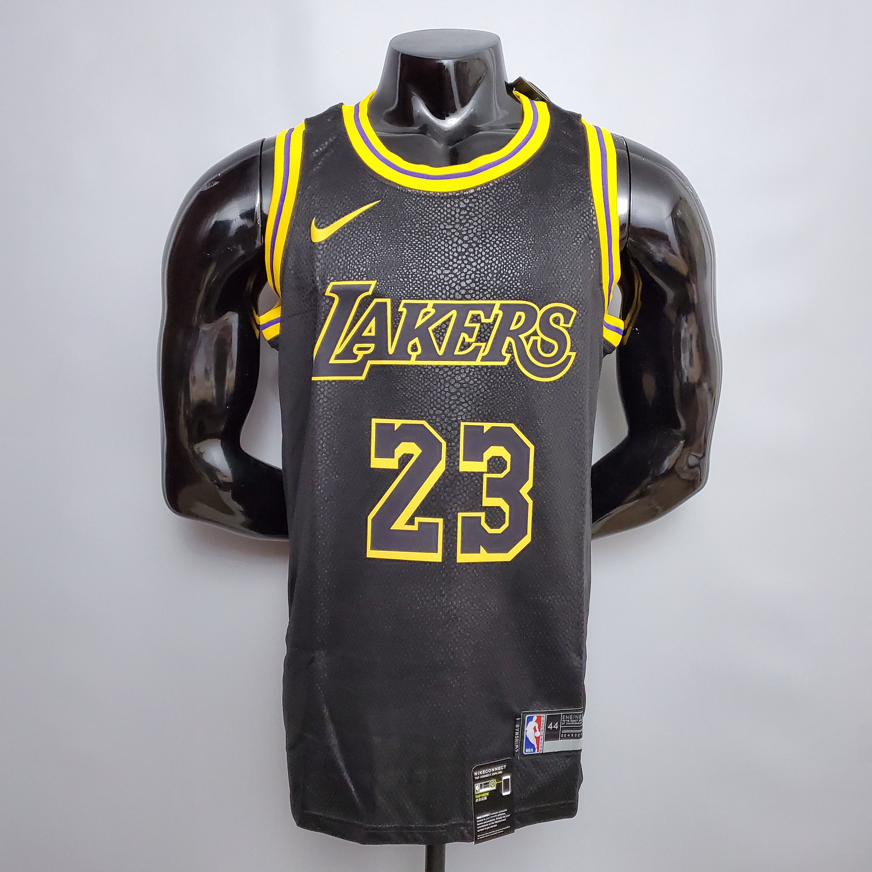 L.A. Lakers Mamba Edition