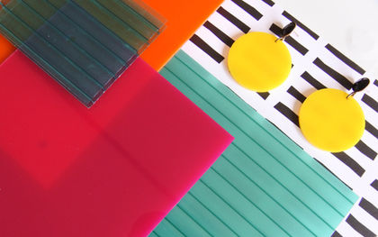 פלסטיק ציבעוני