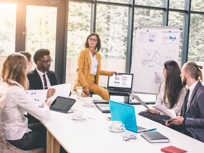 From Manager to Leader: Shifting Your Mindset for Impact