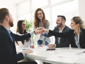 Leader Qualities That Inspire Teams to Achieve More