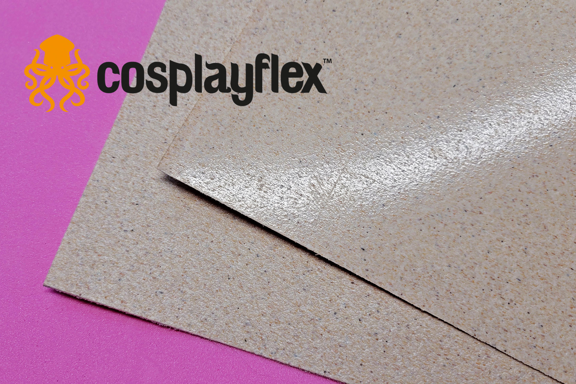 Nahaufnahme Platten beiges Cosplayflex
