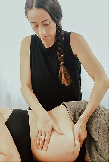 DrJess_Treating_A_Patient.png