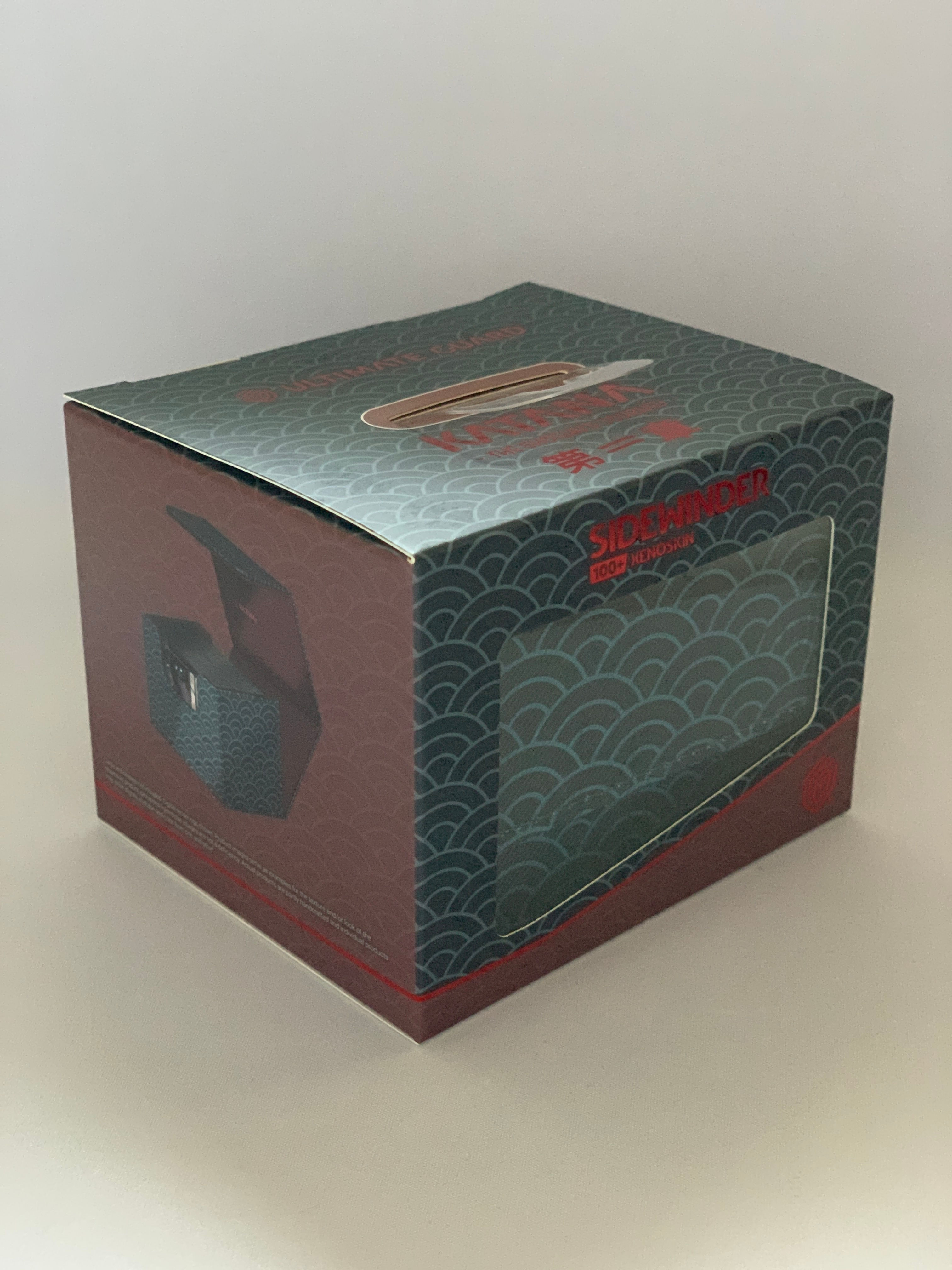 Ultimate Guard Sidewinder 100+ Xenoskin - Katana: The Shogun's Journey - Part 2 Seigaiha (Dark Blue/Dark Red)