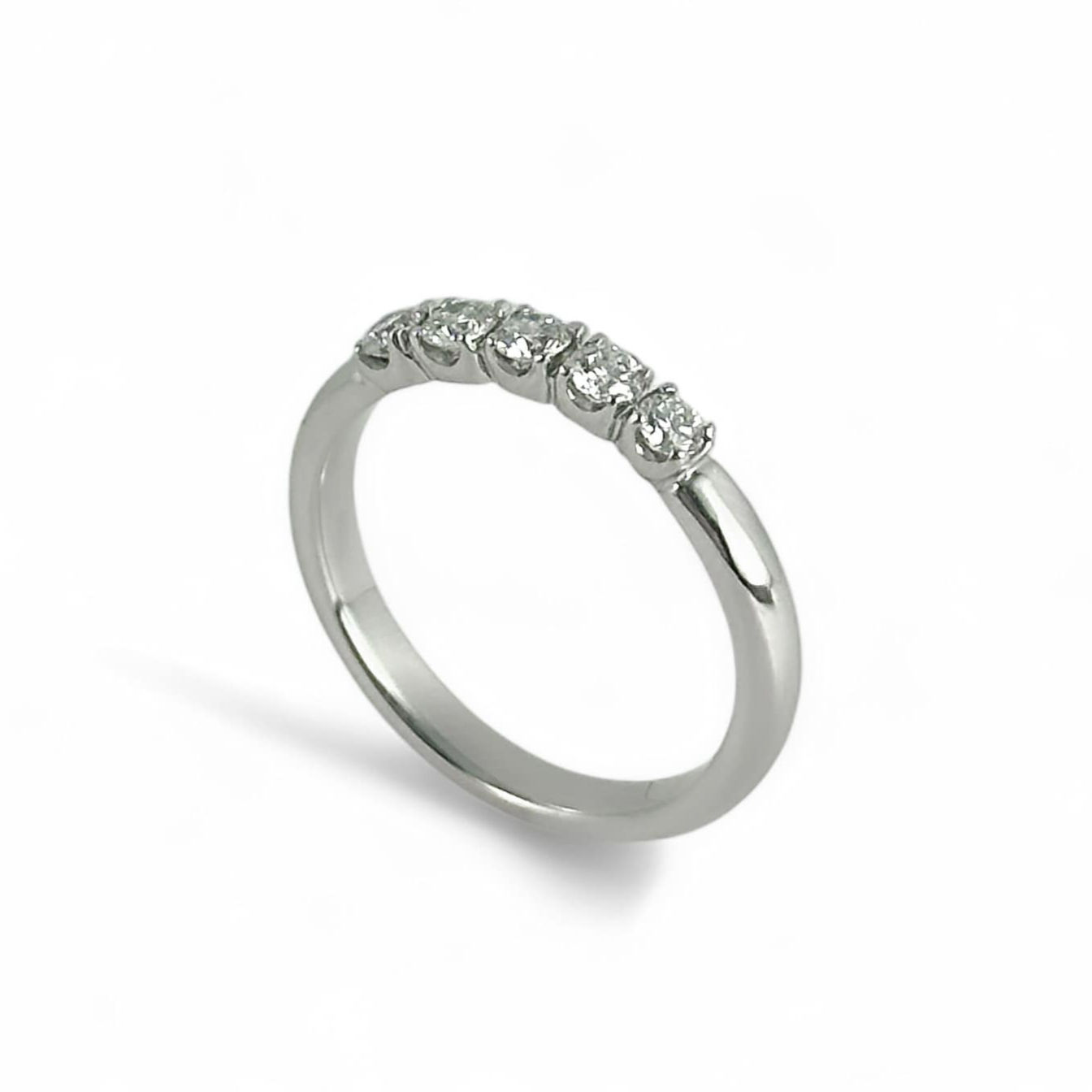 Anello veretta cinque pietre