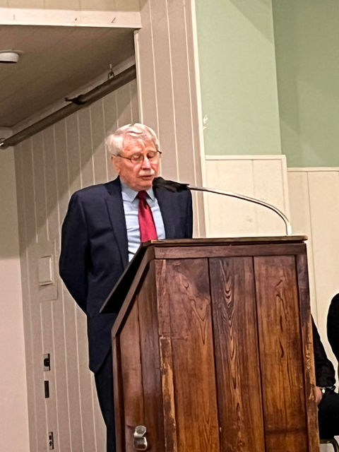 Speaker on Memorial Day