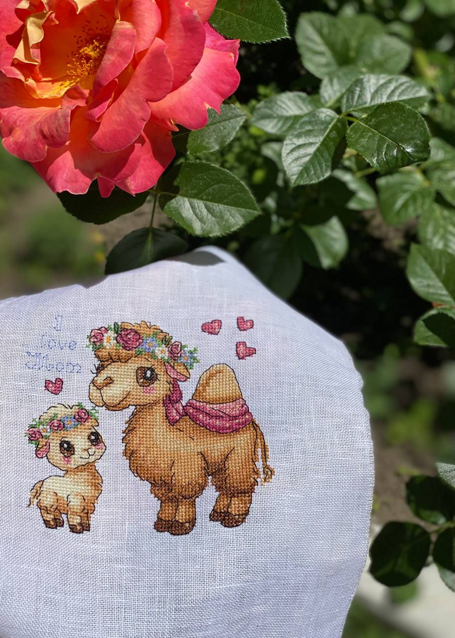 Прев'ю: Схема до Дня матері Верблюжа і мама