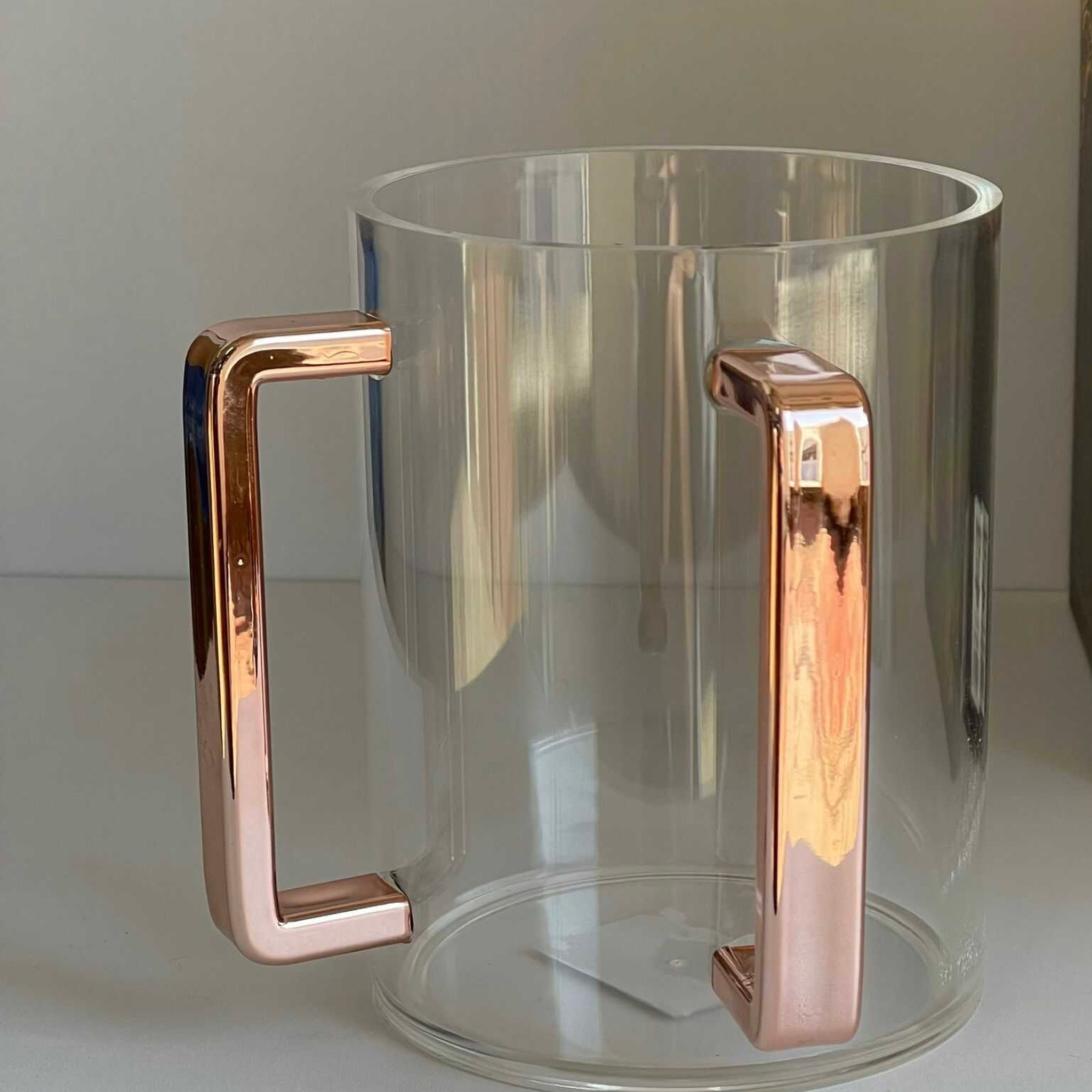 נטלה אקריל בצבעים 