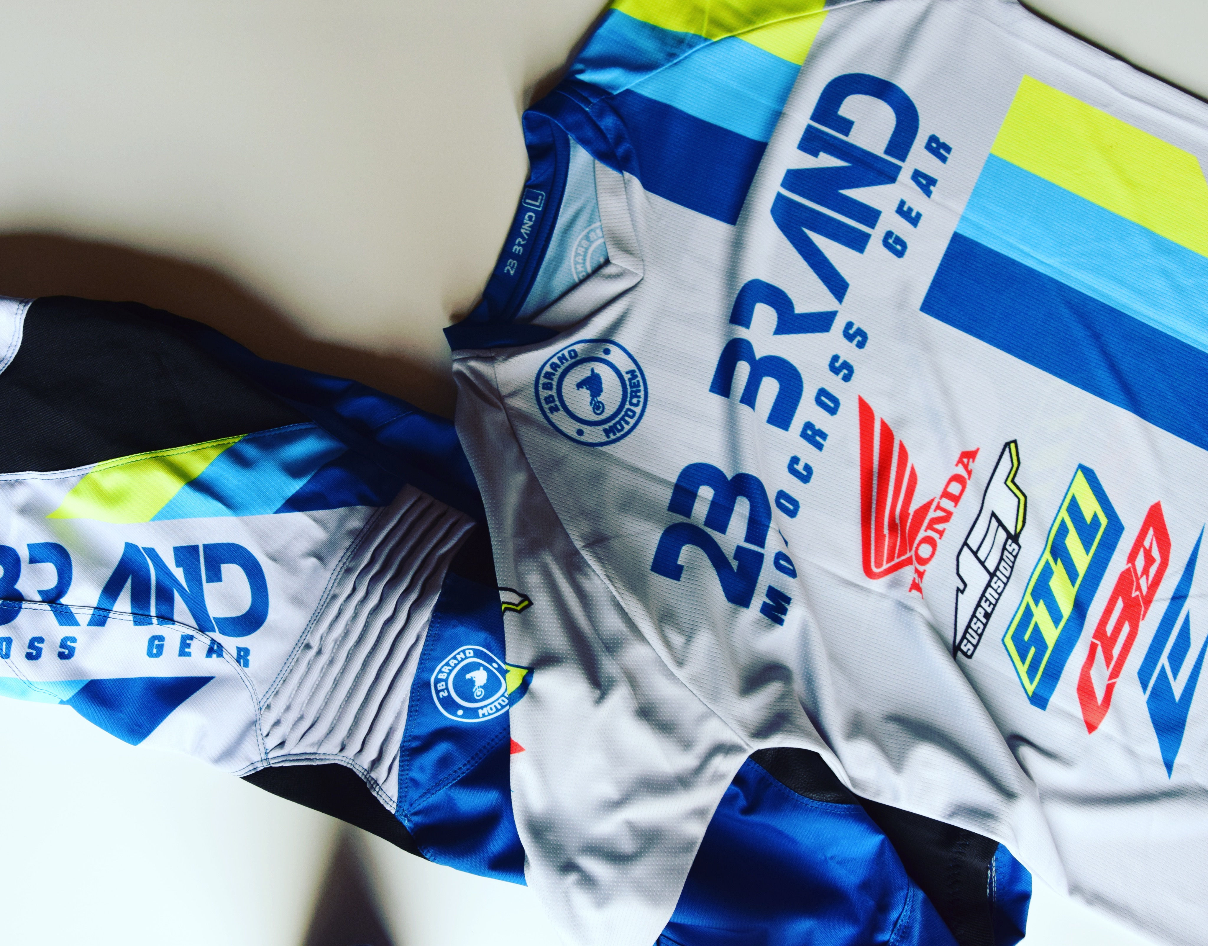 Tenue 2B Brand - Full Perso (Haut de gamme)