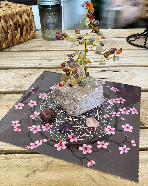 Miniature : Fleur de Vie Plastifiée N°4 - Grille pour cristaux - Nettoyer et recharger ses minéraux - Lithothérapie
