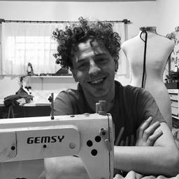 11h Entrevista Juliano Tiburcio, artista de moda e figurinista