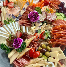 Grazing Platers - Oh Graze - Grazing cheese and charcuterie Boxes - Kitchener - Waterloo
