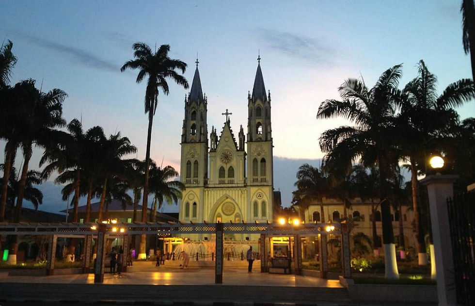 Catedral Santa Isabel, Malabo. Copyright
