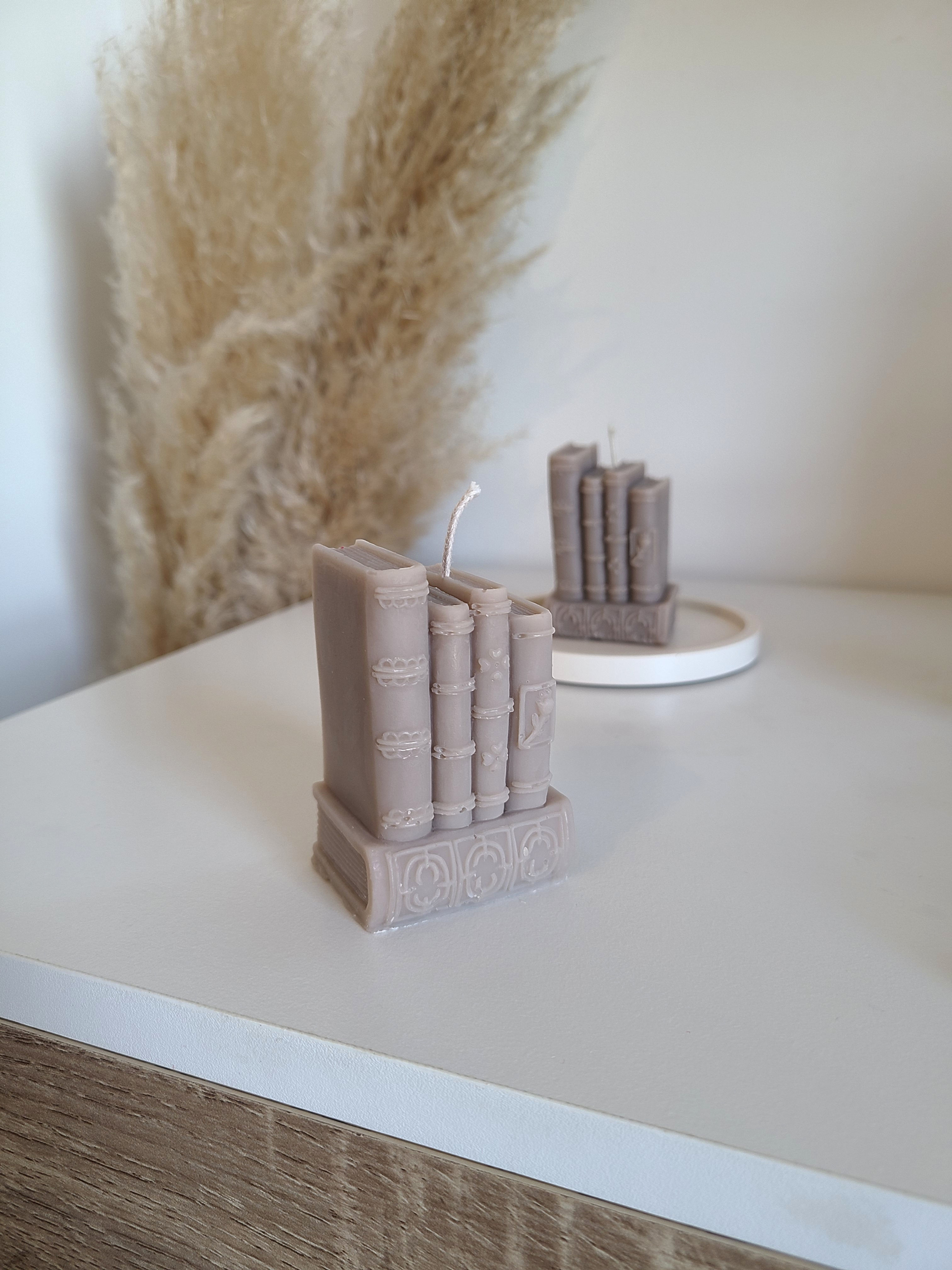 Bougie Gaëlle - bougie en forme de livre