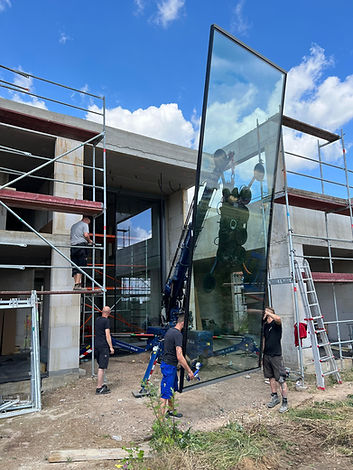 1200kg-Glassscheibe-heben