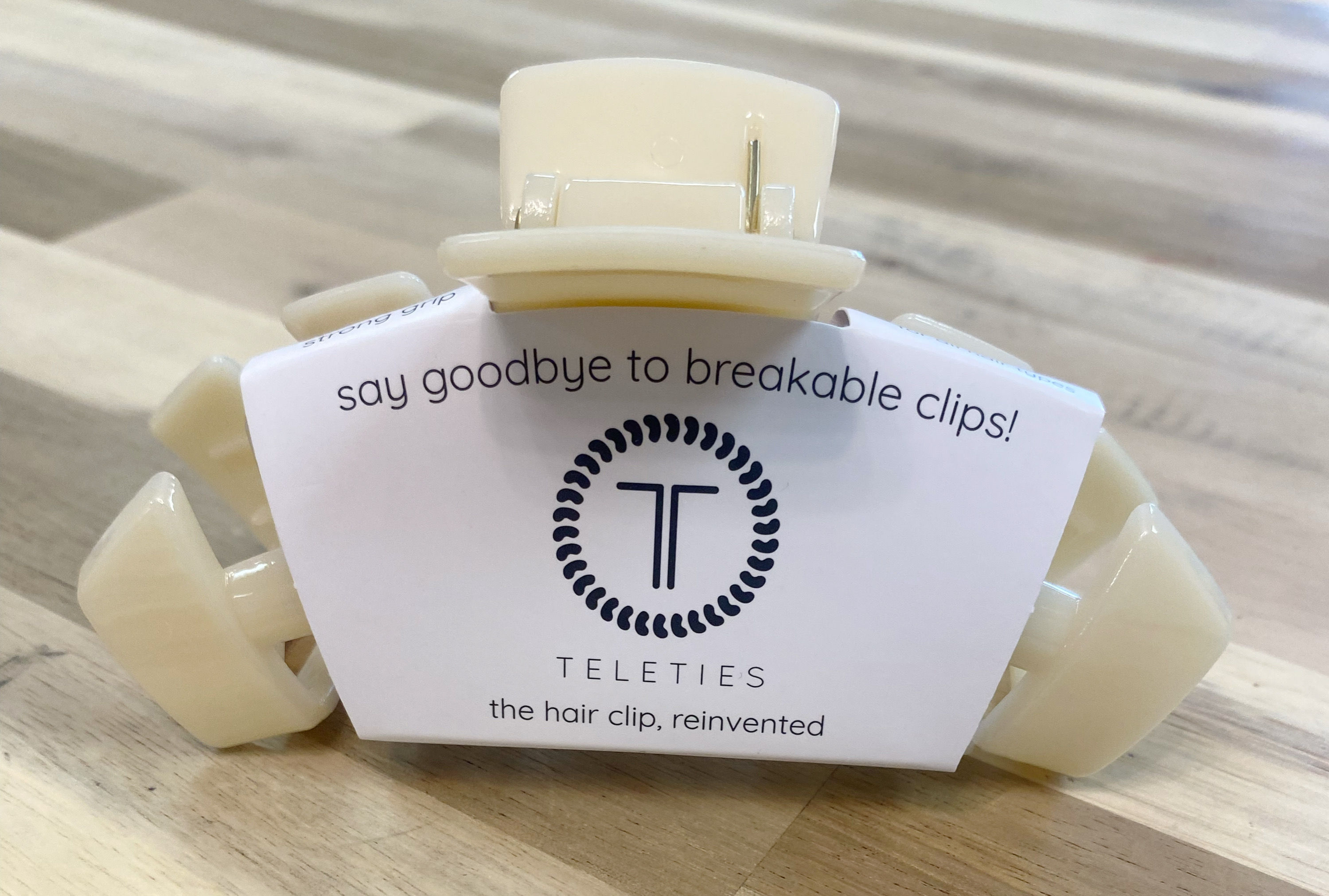 Large Teletie Clip-Cream