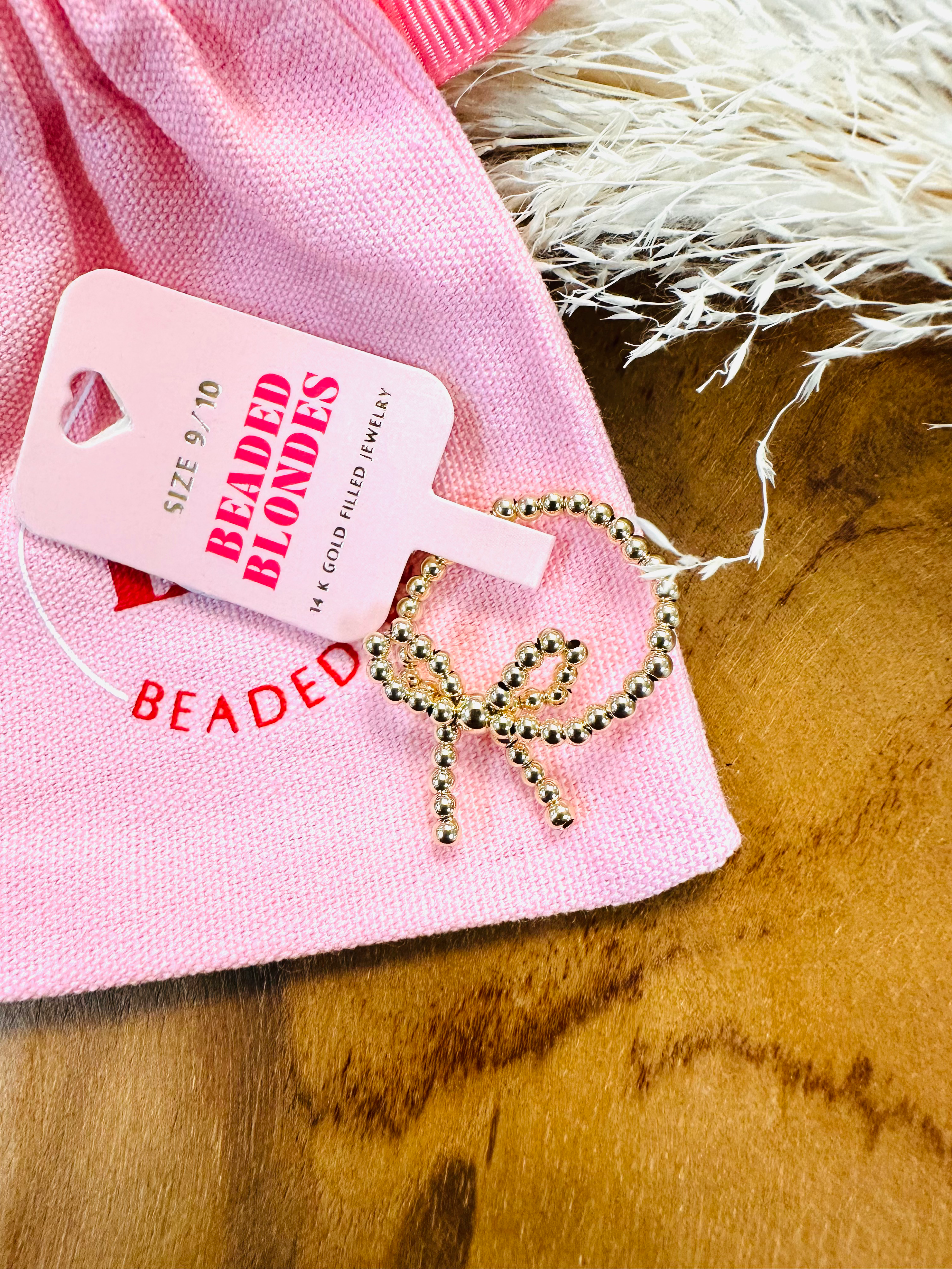 BB- Gold Bow Ring 9/10