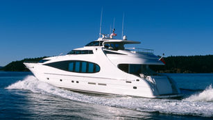 $900K Private Yacht Financing for Vancouver Realtor | Specialty Asset Financing Solution
