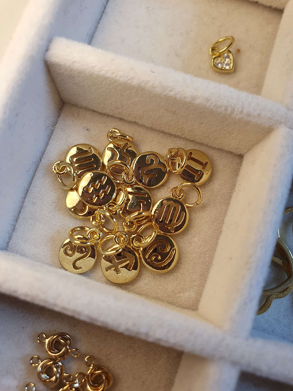 Thumbnail: Permanent Jewelry Anhänger - Gold