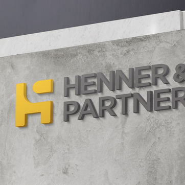HennerPartner-logo_wall-mockup.jpg