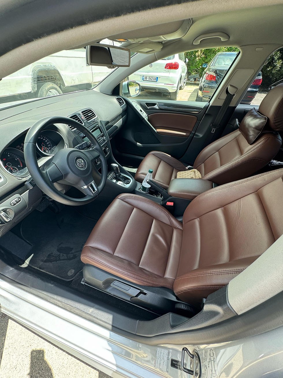 Miniature : Volskwagen Golf VI  2013 2.0tdi ( Automatic)