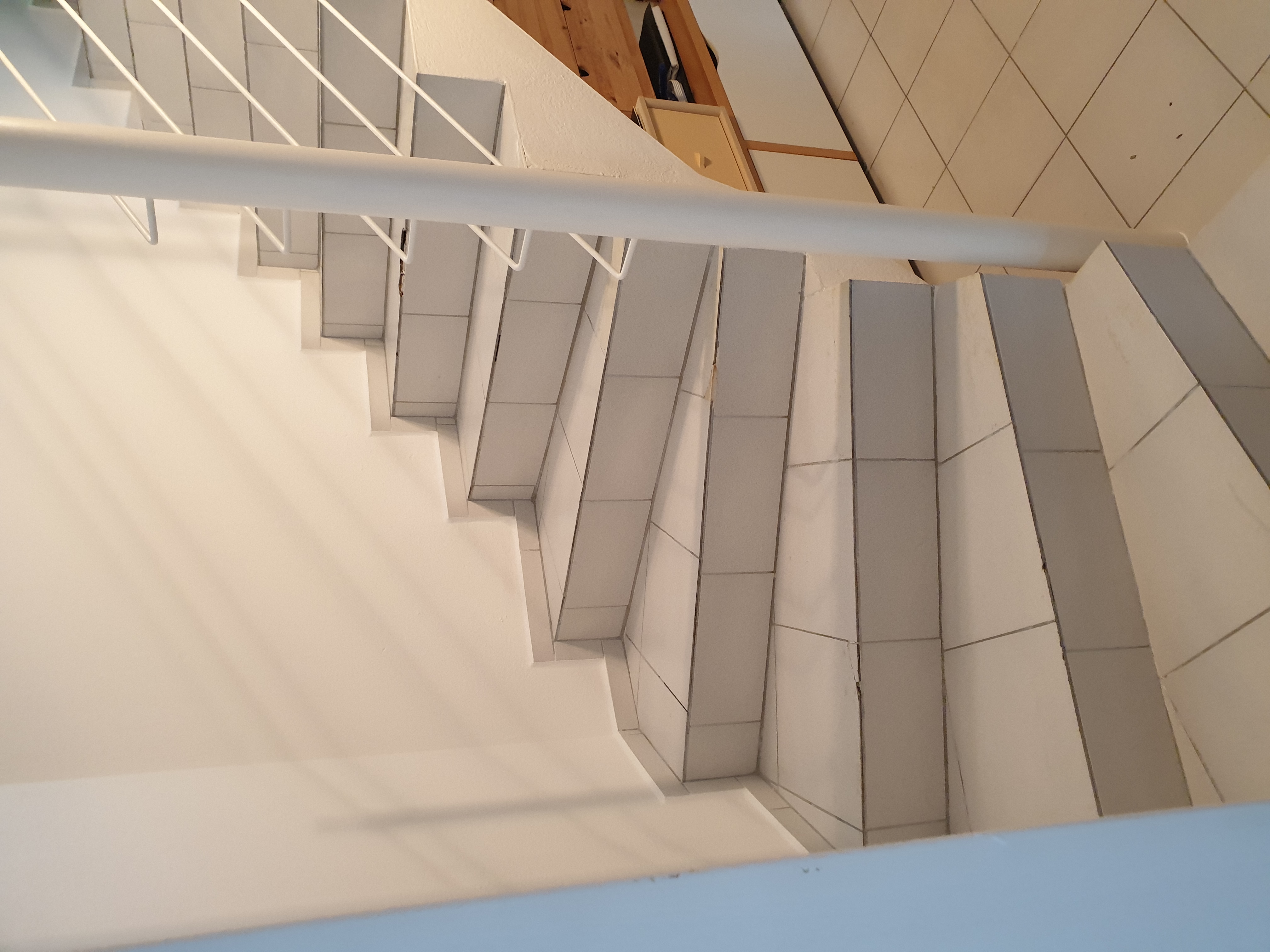 Treppenverkleidung mit Buchenleimholzplatten