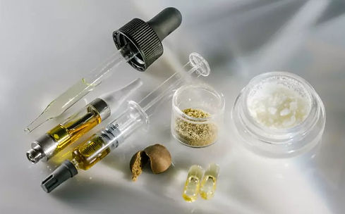 24 hour cannabis toronto, toronto cannabis, queen st cannabis, edibles, marijuana, extracts