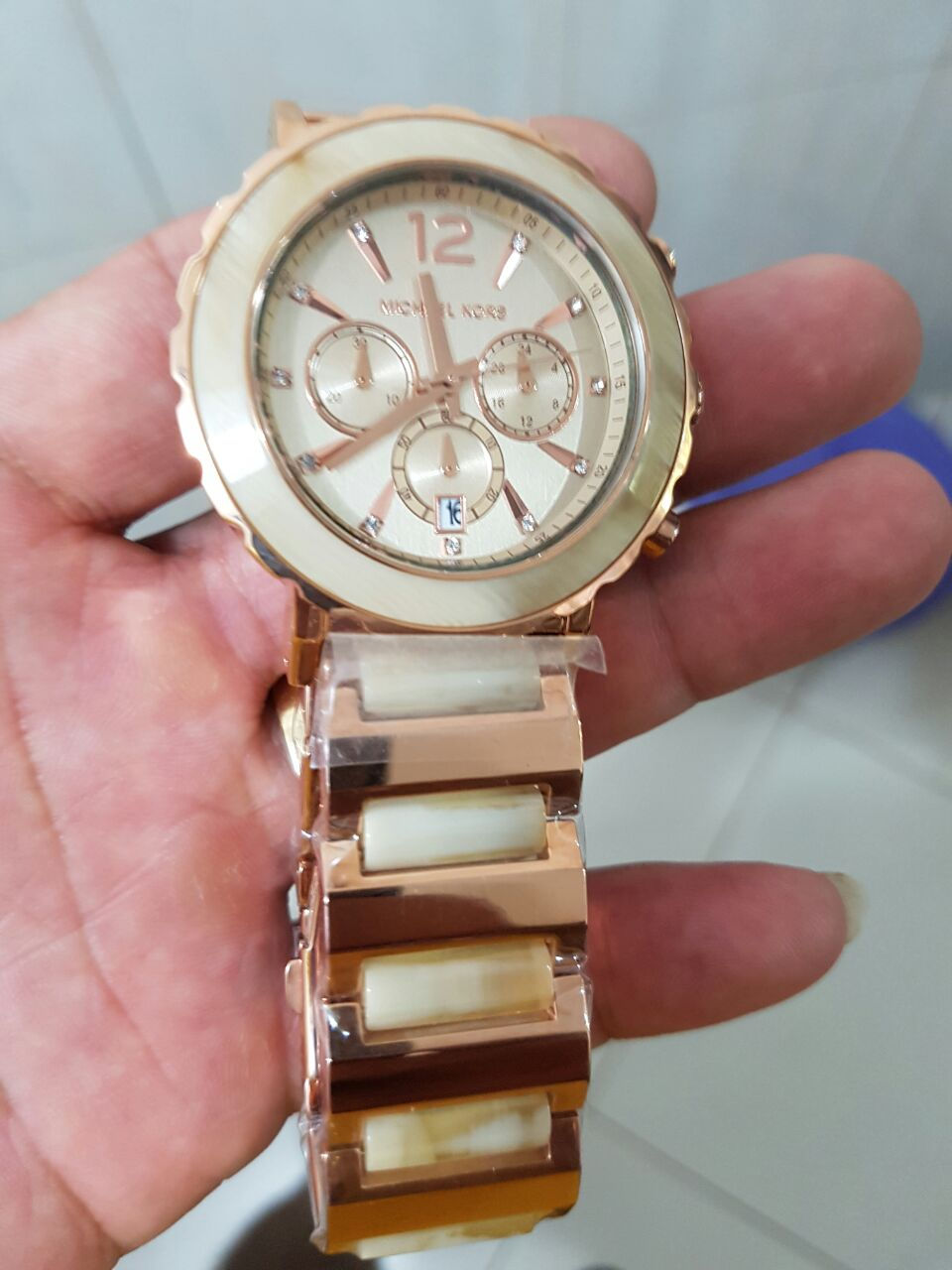Miniatura: MICHAEL KORS  (CLIQUE E VEJA TODOS OS MOD)