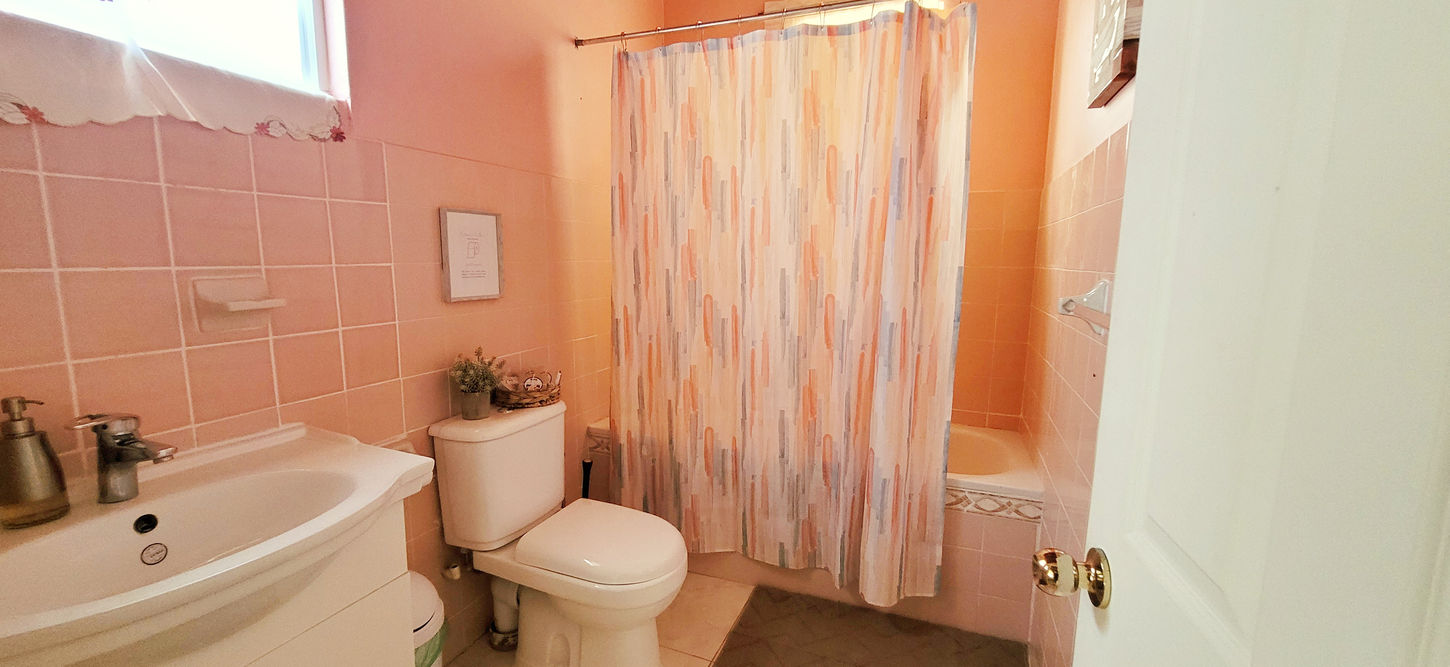 Full Bath - Copy.jpeg