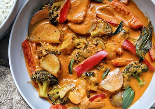 Thai-Style Curry with Potatoes & Vegetables - https://plantbasedandbroke.com