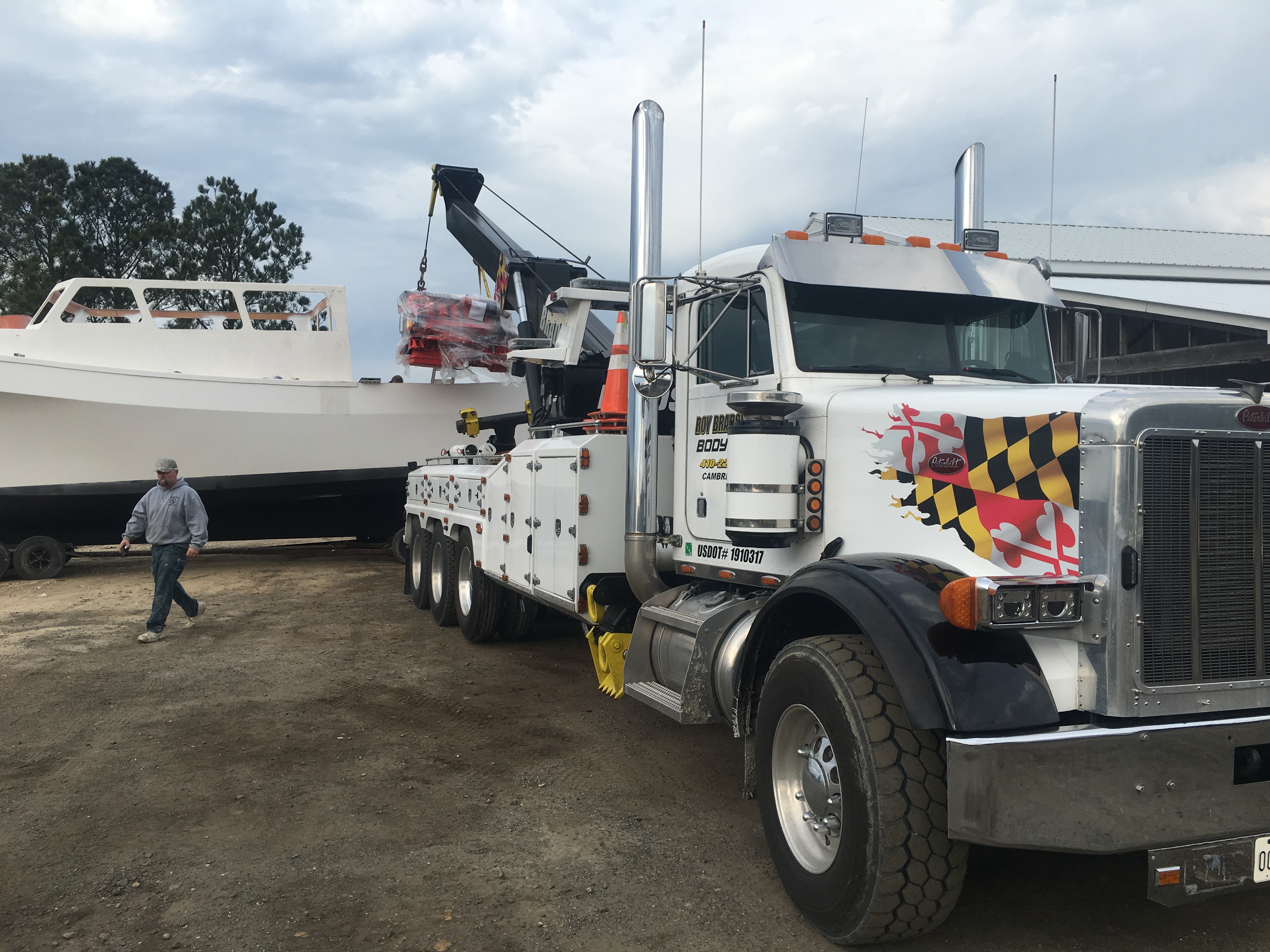 Towing Roy Bradshaw's Body Shop Maryland's Eastern Shore