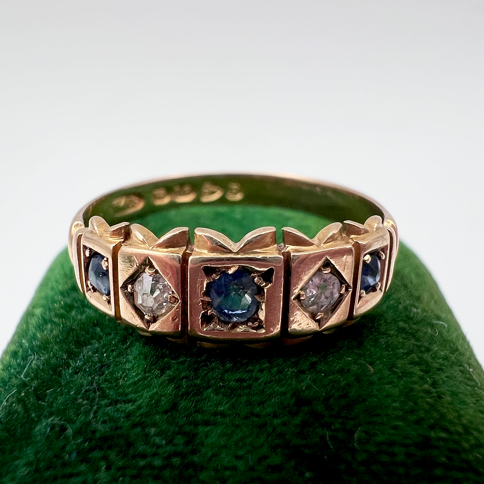 Thumbnail: Antique Victorian Sapphire and Diamond Ring, 18ct Gold (Birmingham, 1890) 