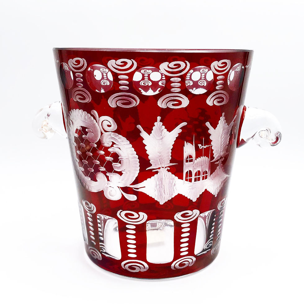 Thumbnail: Red Cut To Clear Ice Bucket