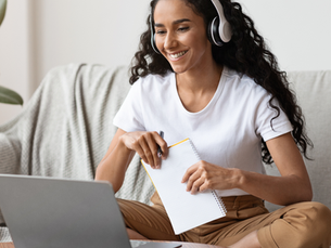 365 Financial Analyst Courses to Propel Your Investment Finance Career