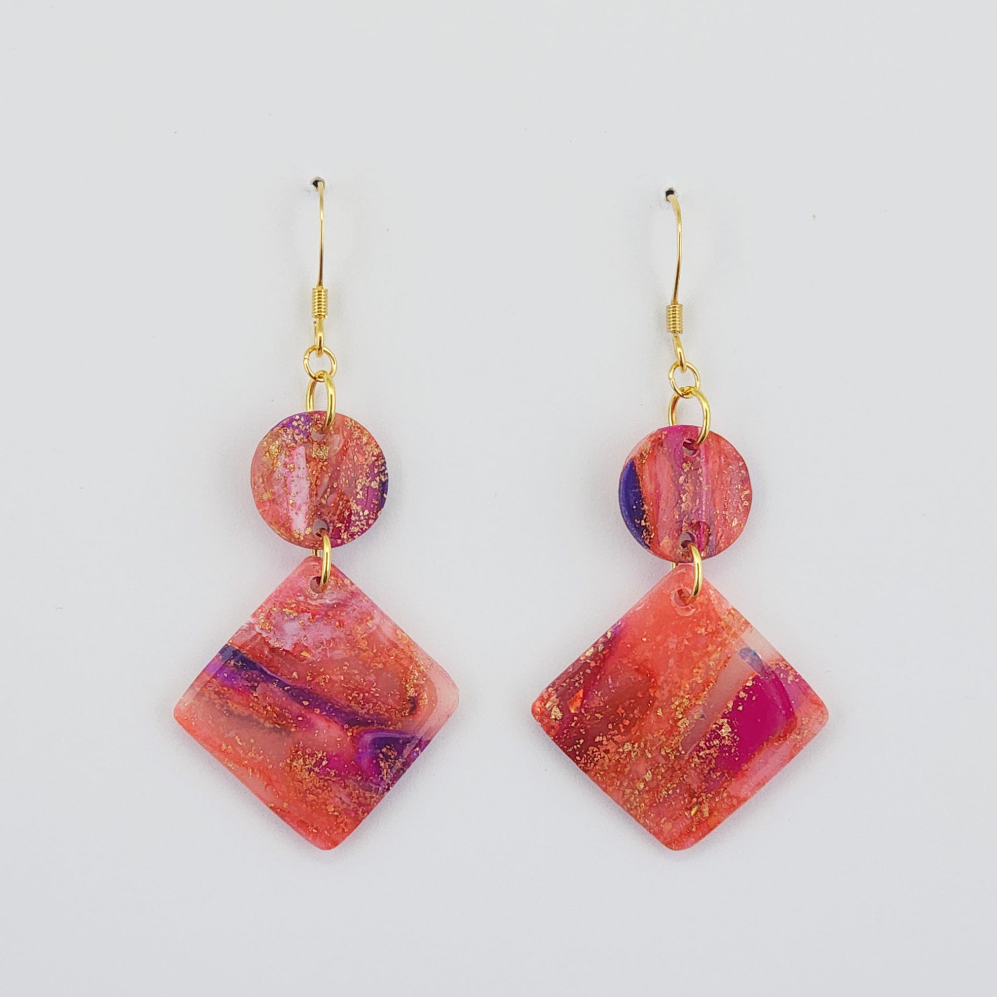 Coral Dreams Toggled Rhombus Dangles 18k - Sm