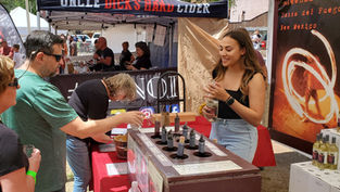 Art & Wine Fest Returns to Red River