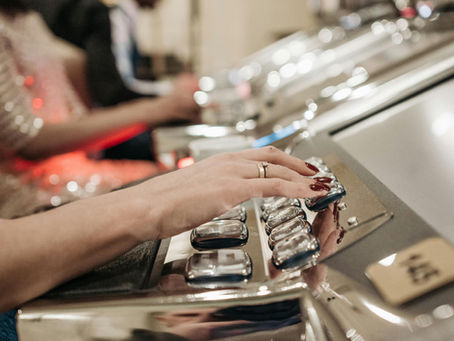 Gambling Winnings and Losses: IRS Reporting Rules and Tax Deductions Explained