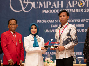 Argon Peduli Hadir di Dua Universitas, Berikan Argon Awards Untuk Apoteker Terbaik USU dan UNHAS
