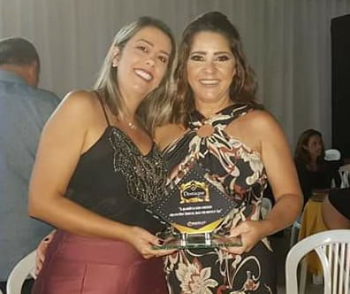 Officina do Saber recebeu prêmio de destaque do ano na categoria escola.