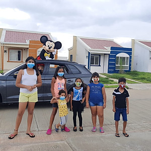 Visita de Mickey y Minnie a Cumbreazul