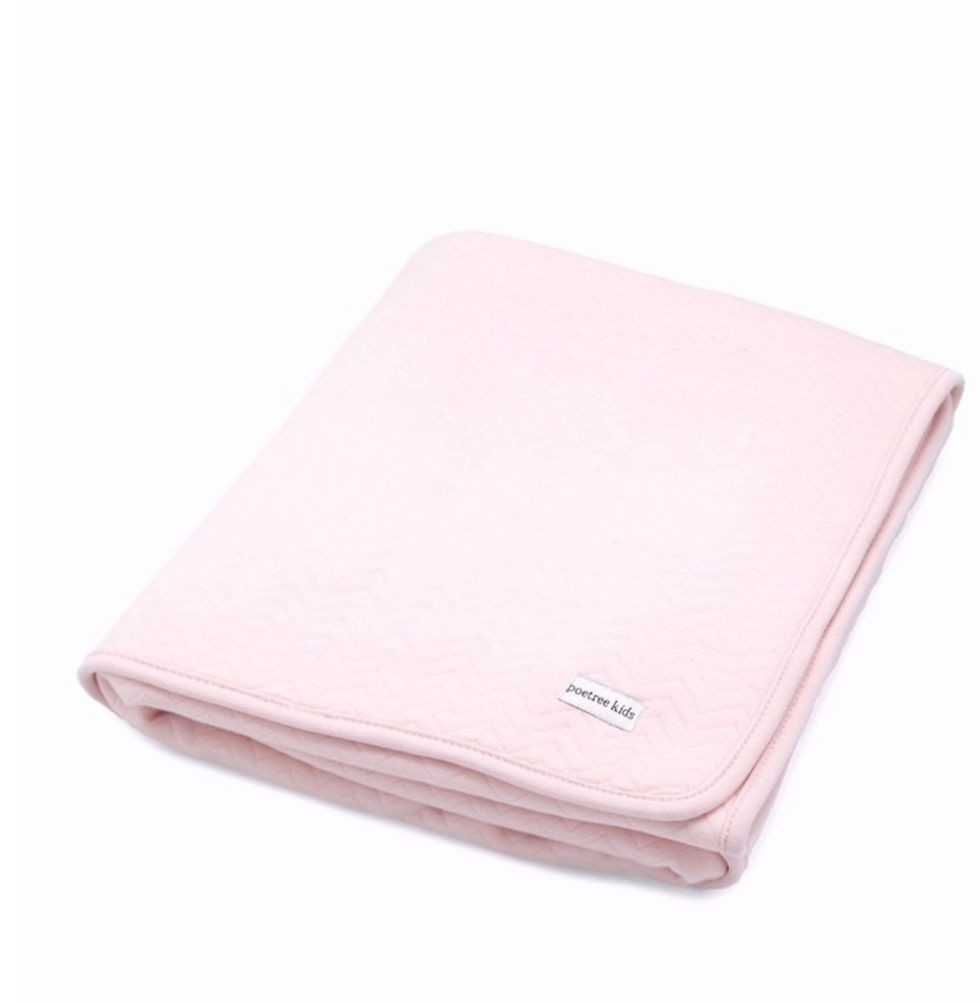 Thumbnail: Poetree Kids gevoerde chevron deken