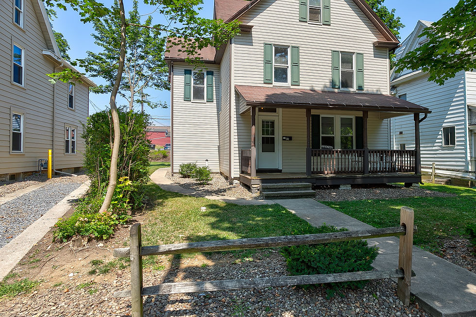 429 W College Ave