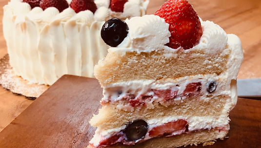 Chantily Cake