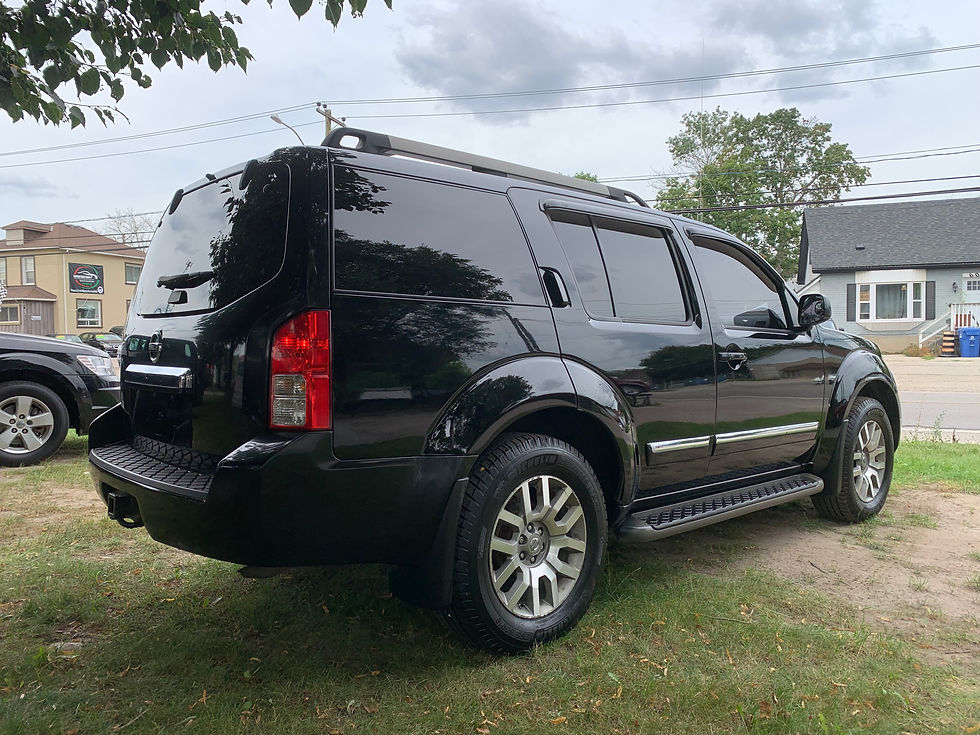 Thumbnail: 2012 NISSAN PATHFINDER LE LOADED 4X4
