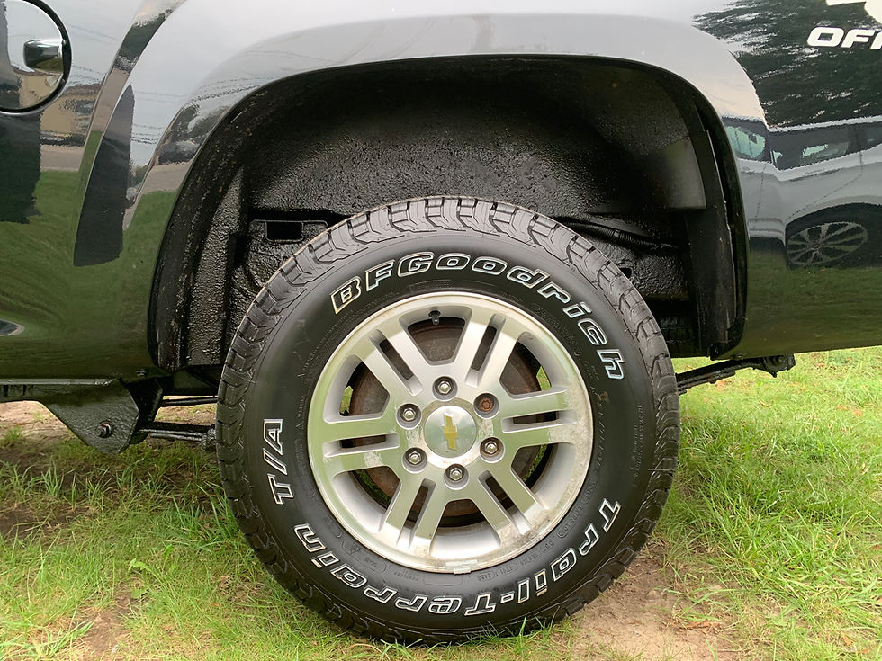 Thumbnail: 2011 CHEVROLET COLORADO 4X4 LOW KMS