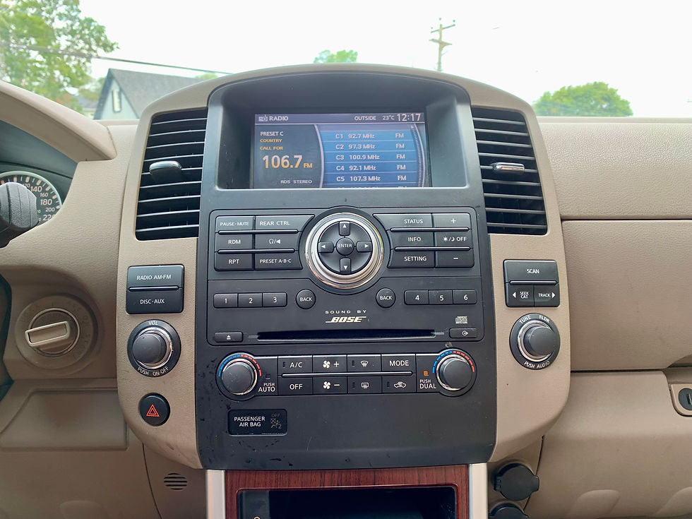 Thumbnail: 2010 NISSAN PATHFINDER LE 7 PASSENGER