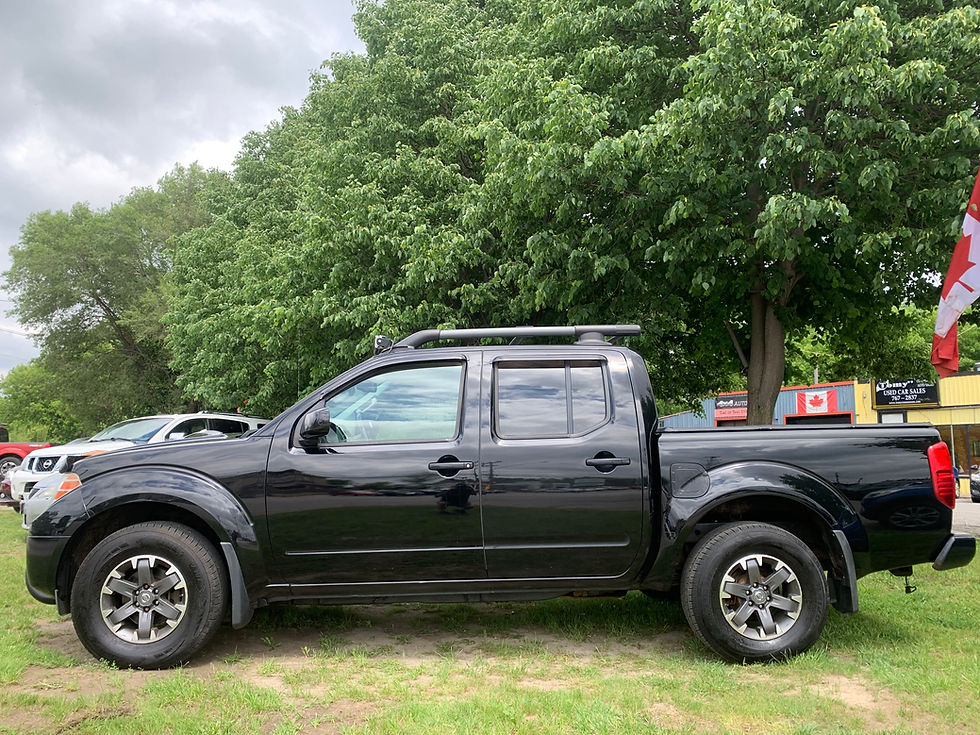 Thumbnail: 2014 NISSAN FRONTIER PRO4X LOADED LOW KMS