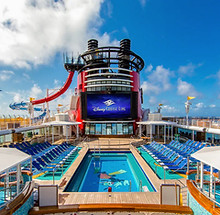 disney-cruise-line-wonder-goofy-pool.jpg
