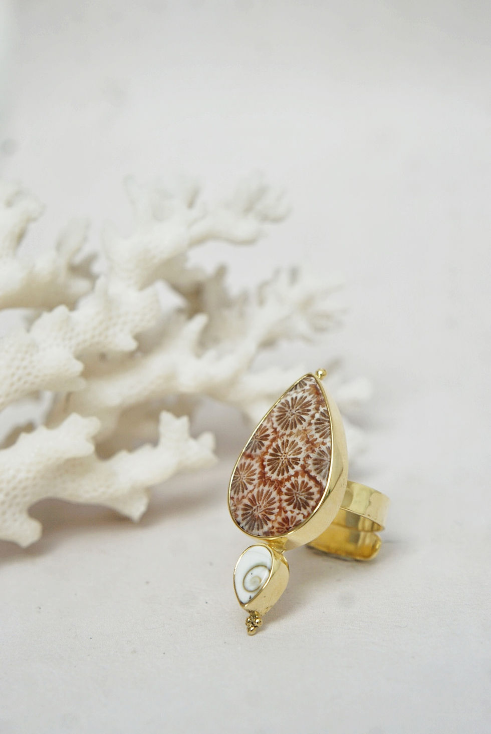Thumbnail: Seashell Bloom - Size K - T 